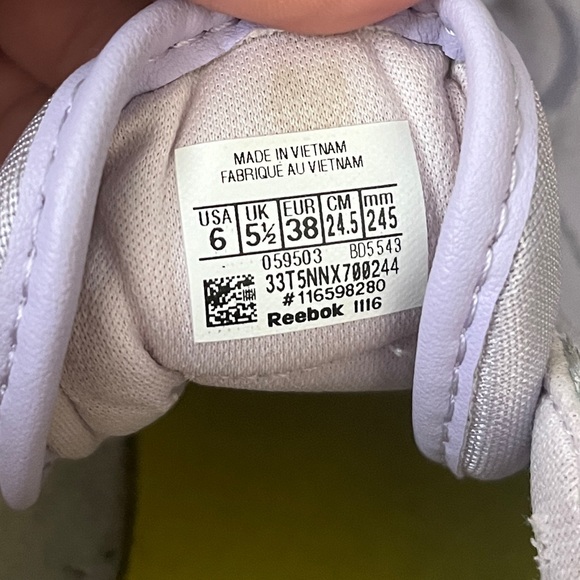 Purple pastel monochromatic Reebok classics with silver opalescent snakeskin - Picture 6 of 8